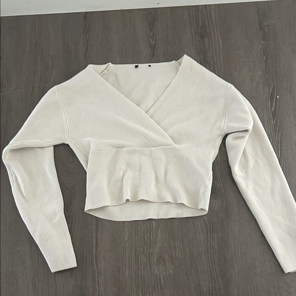Forever 21 Cream Ribbed Crop Top - Picture 1 of 2